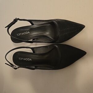 Black sheer 3.5" pumps by Top MODA